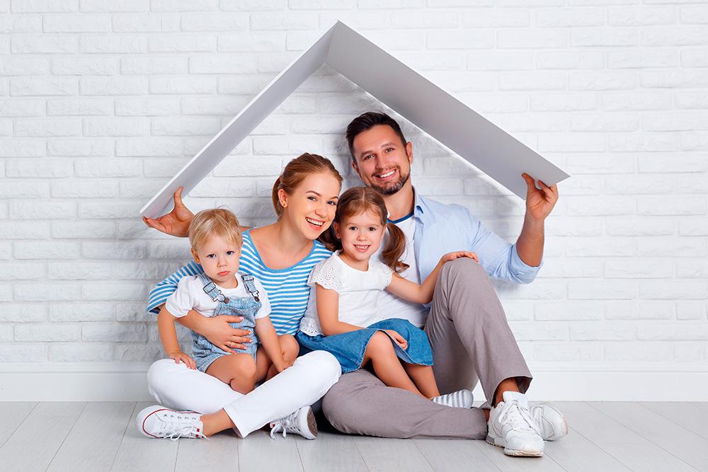 Familia y Hogar Familia y Hogar