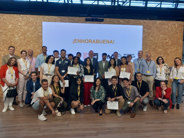 Fundación Prosegur y Movistar Prosegur Alarmas unen esfuerzos con Fundación Exit para impulsar el empleo juvenil Fundación Prosegur y Movistar Prosegur Alarmas unen esfuerzos con Fundación Exit para impulsar el empleo juvenil