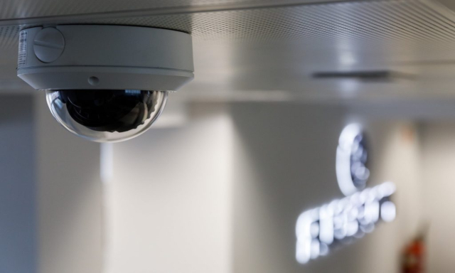 6 razones básicas para incluir cámaras de seguridad en tu negocio
